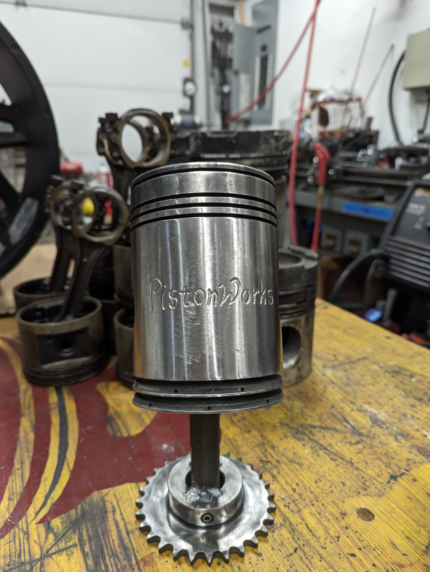 Detroit Diesel Steel Piston
