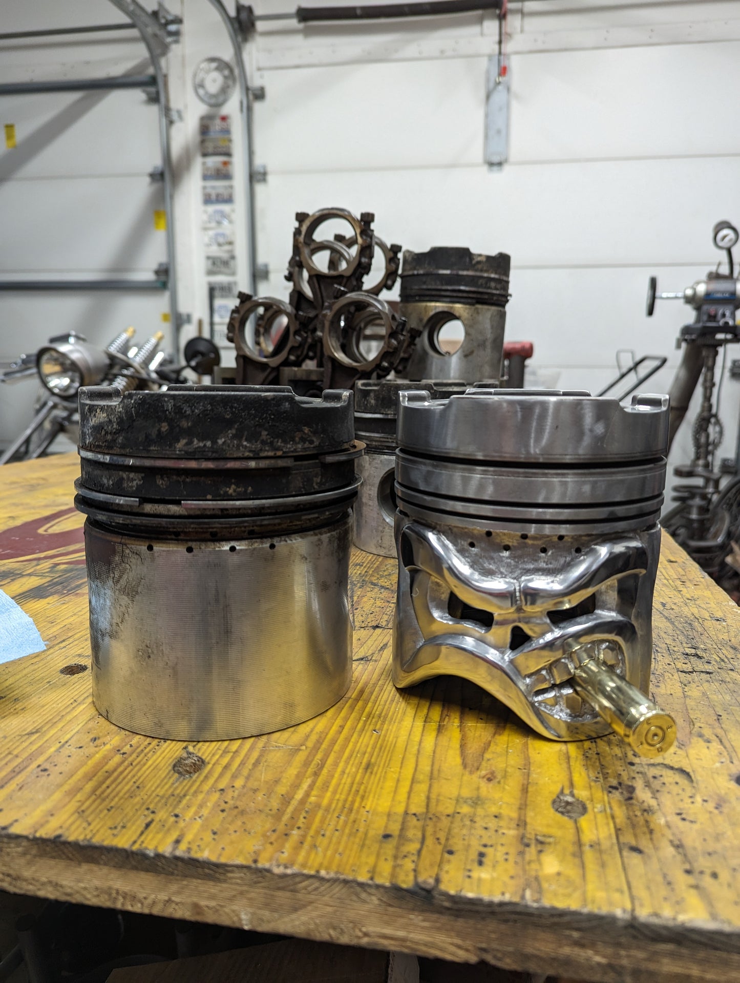 19L Diesel Piston