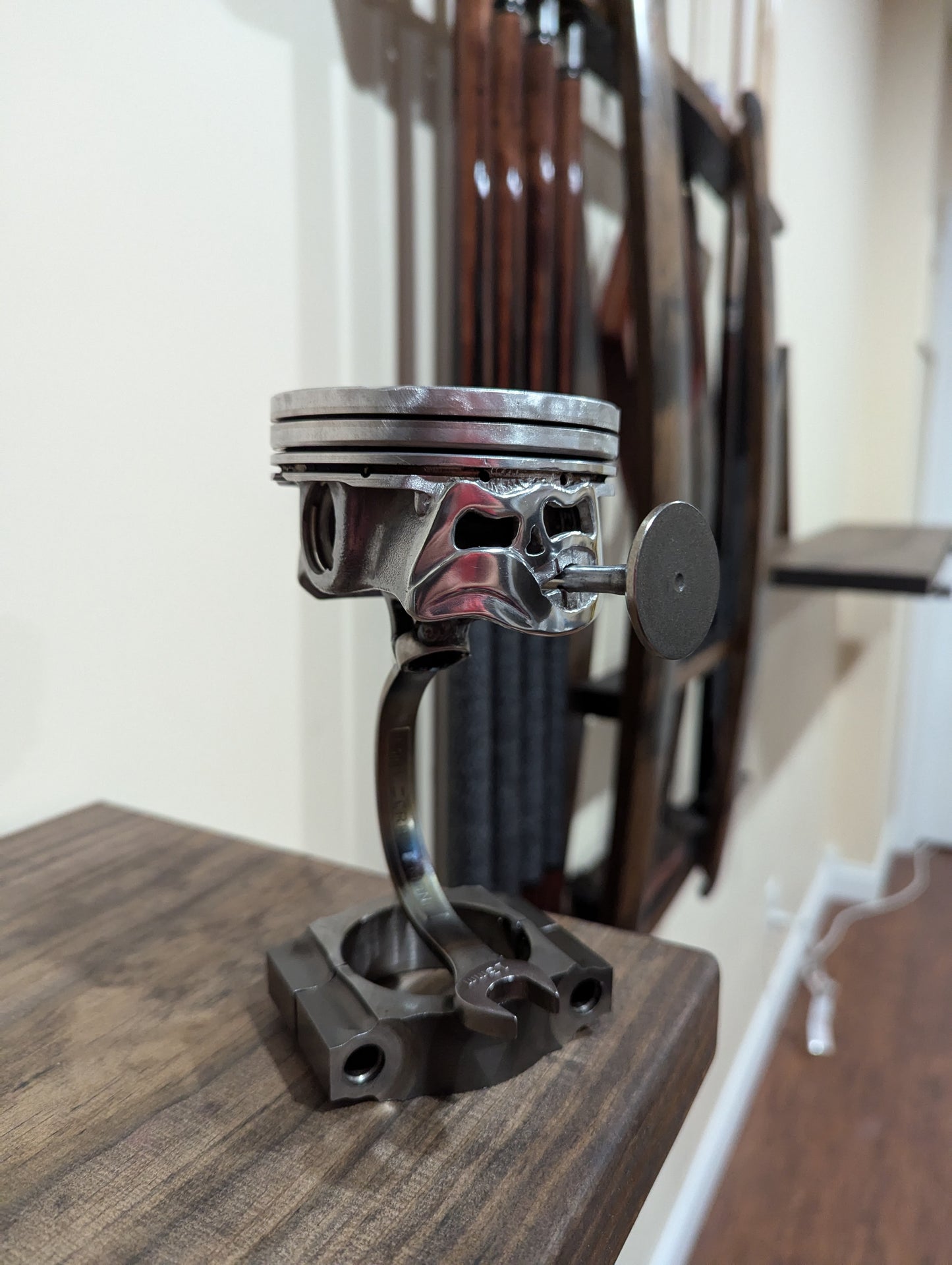 Piston w/wrench stand