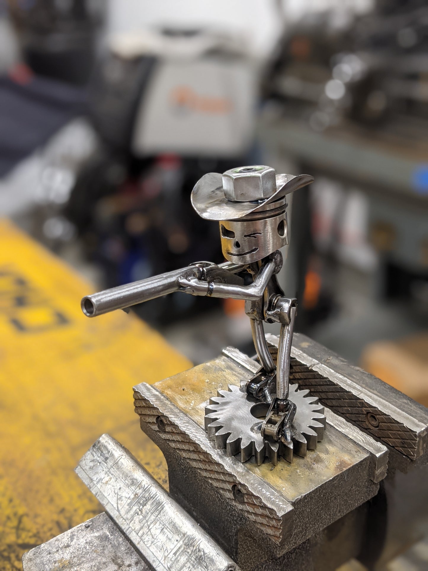 Small Piston Cowboy w/gun