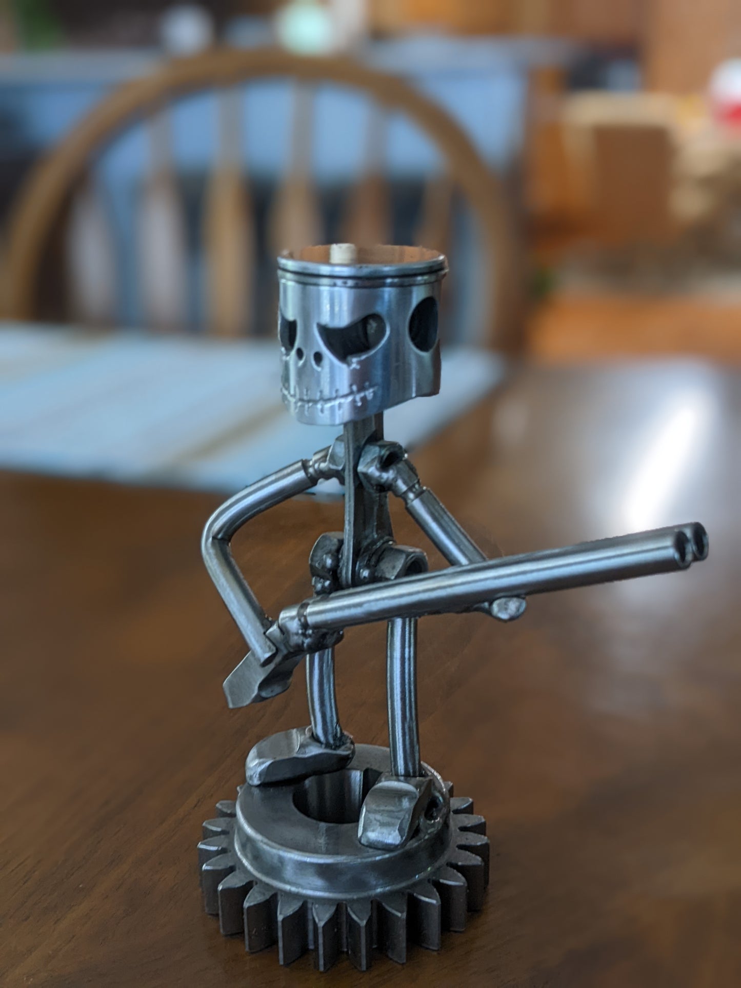 Small Piston Figure w/double barrel