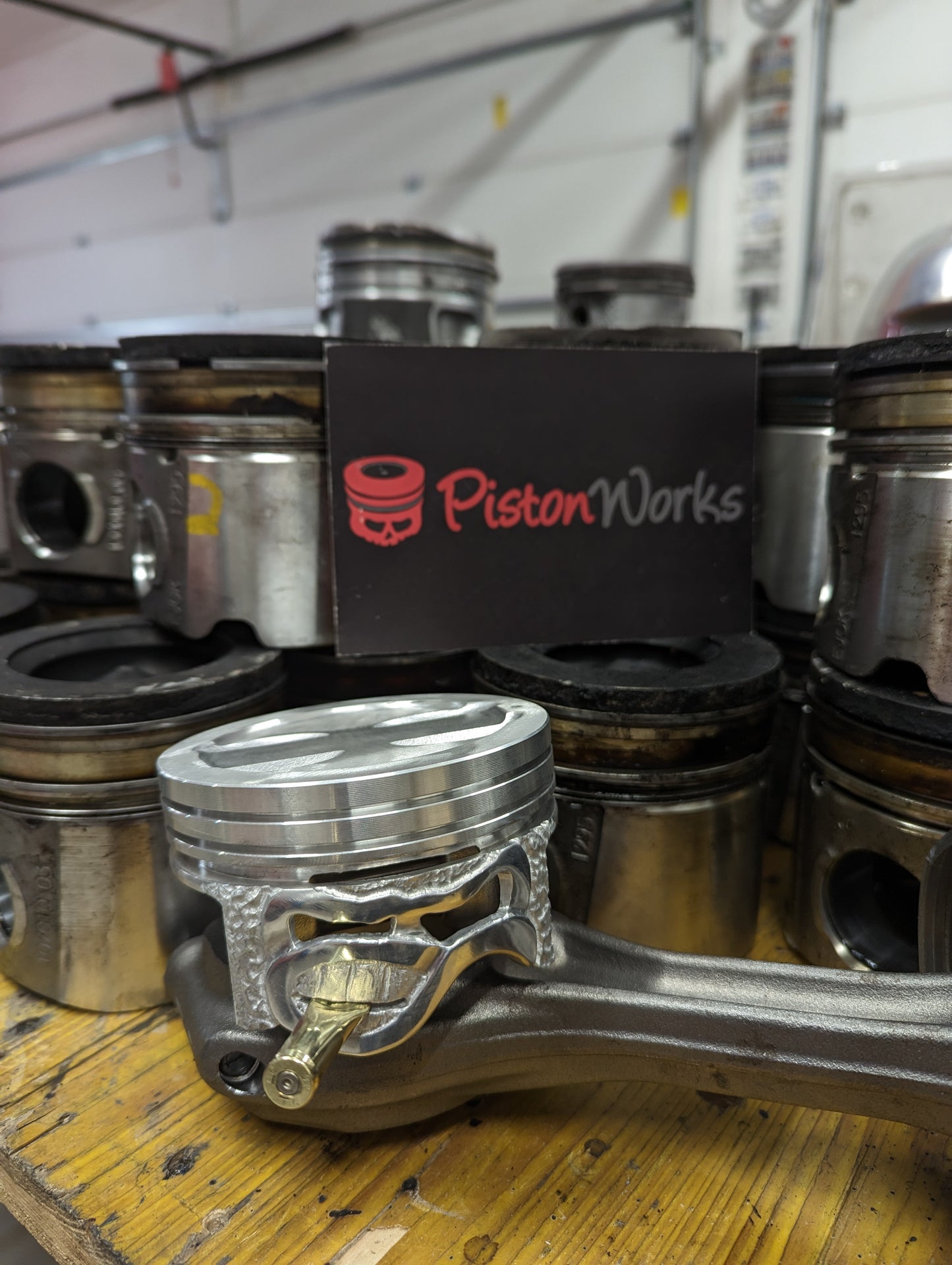 V8 Piston Smoking 223