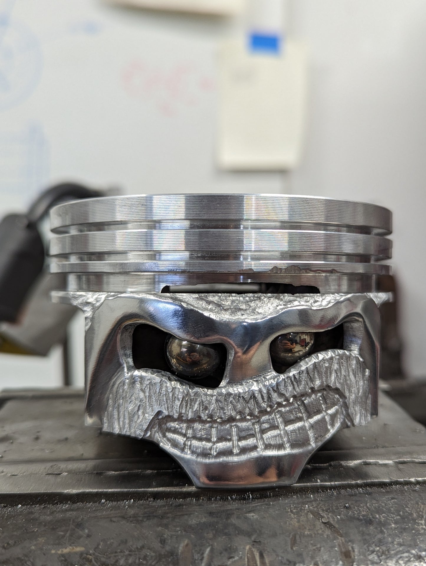 V8 Mustache Piston