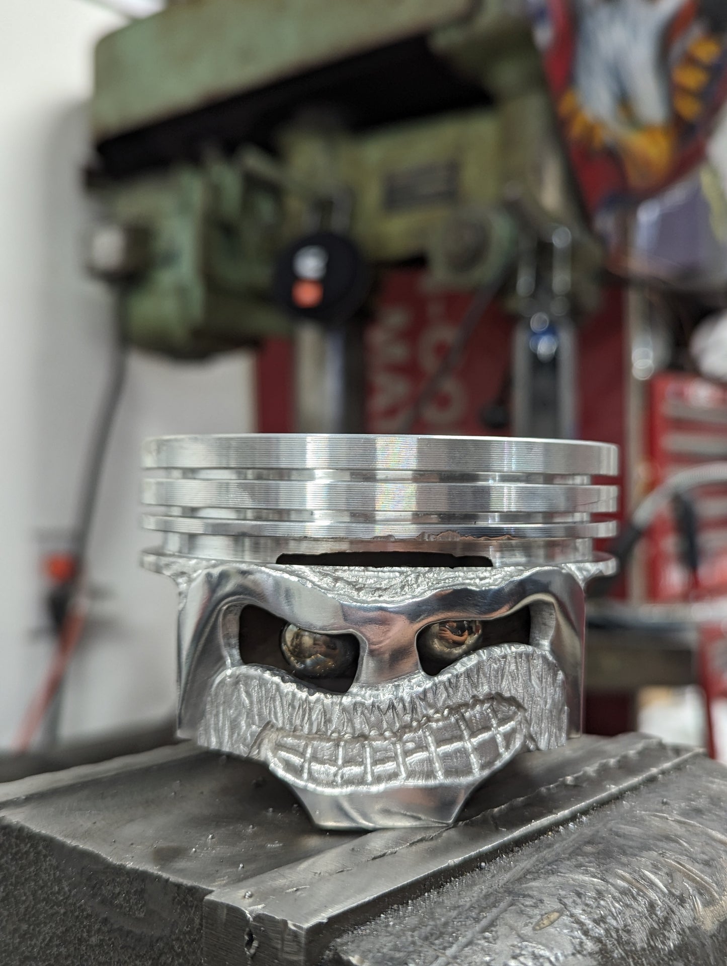 V8 Mustache Piston