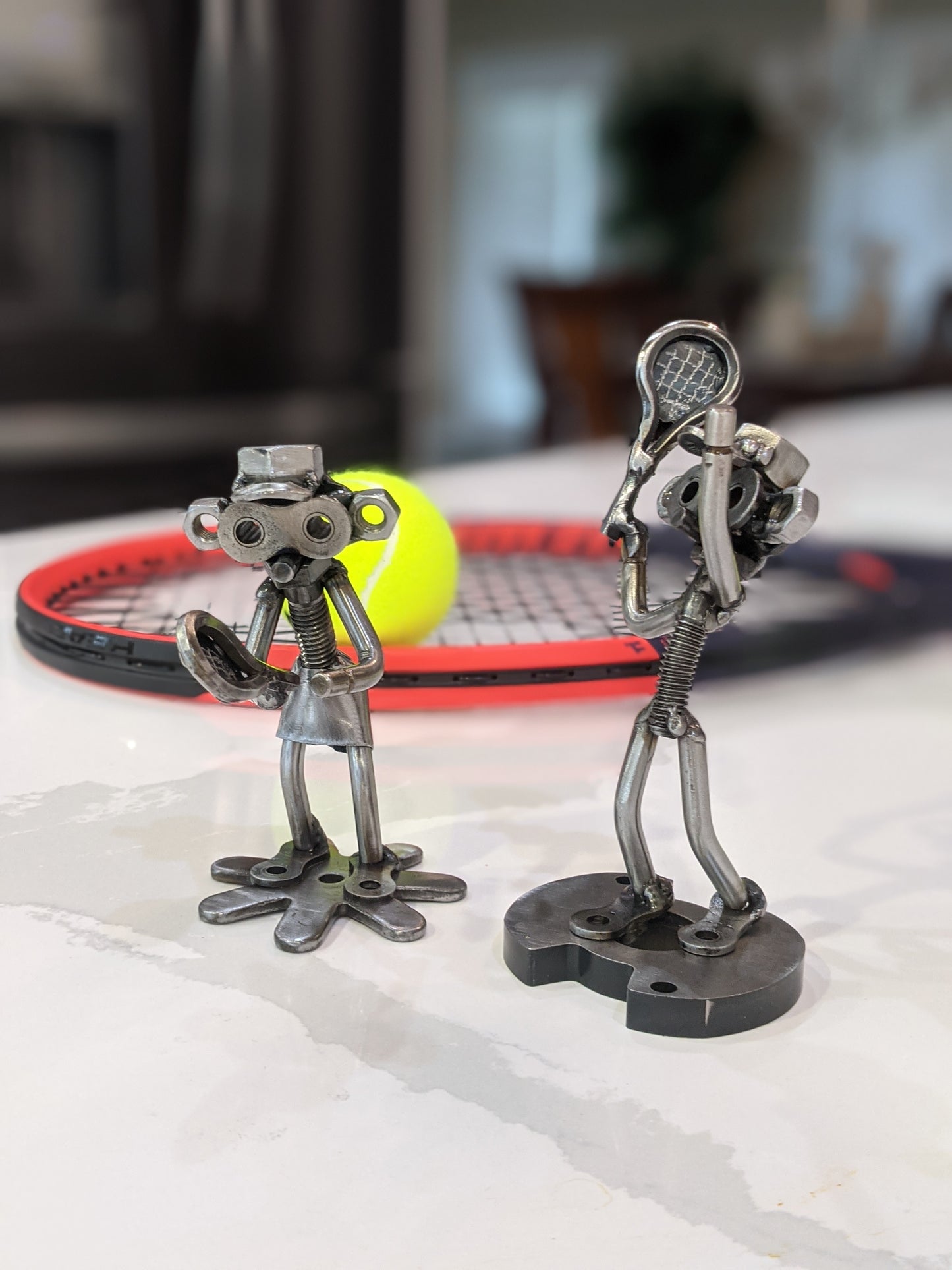 Chainlink Figures - Tennis Pair