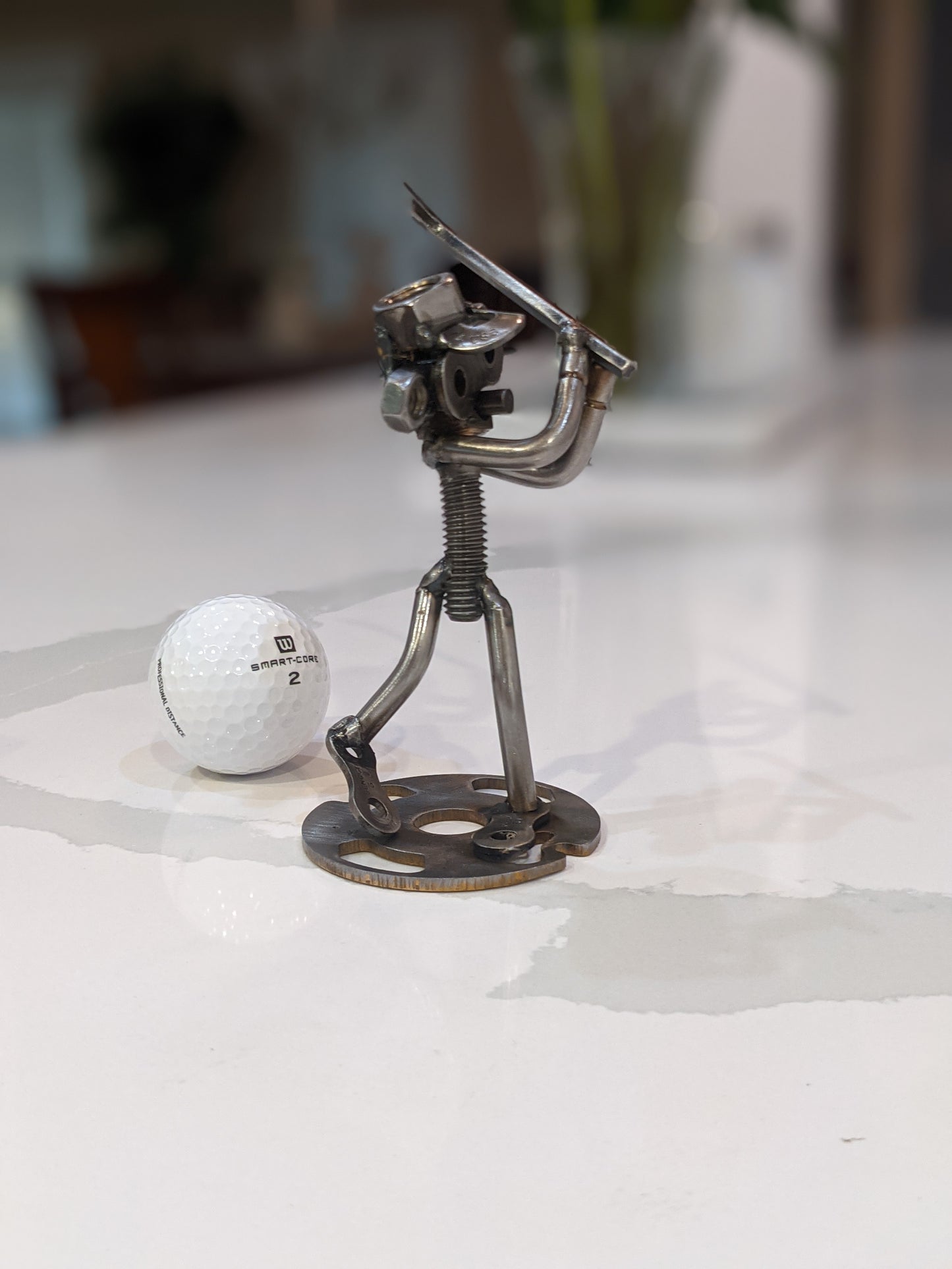 Chainlink Figure - Golfer Swing