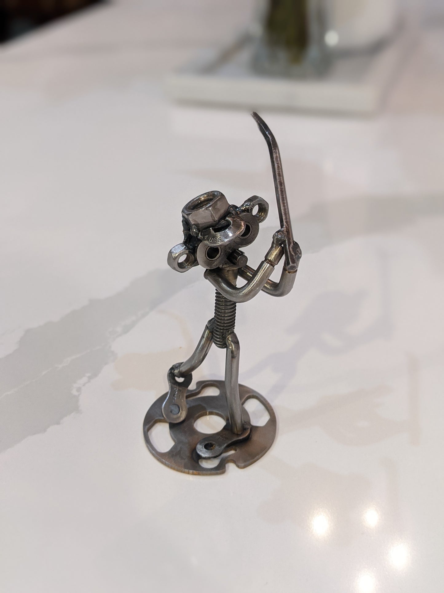 Chainlink Figure - Golfer Swing